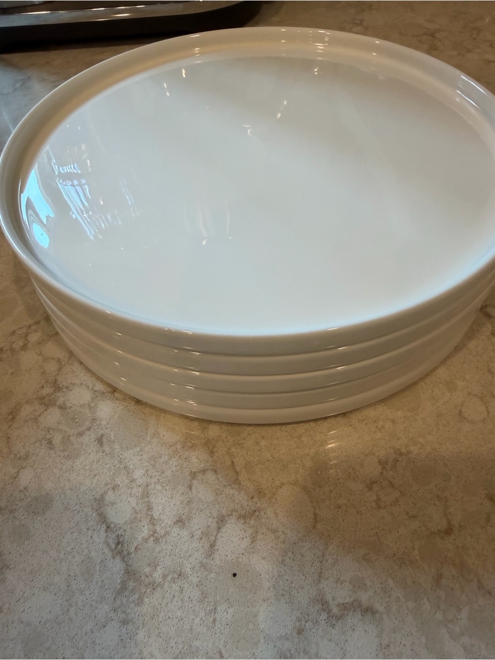 Beautiful UNUSED Mikasa Sloane Bone China Luncheon/Salad Plate in White 5 pc.